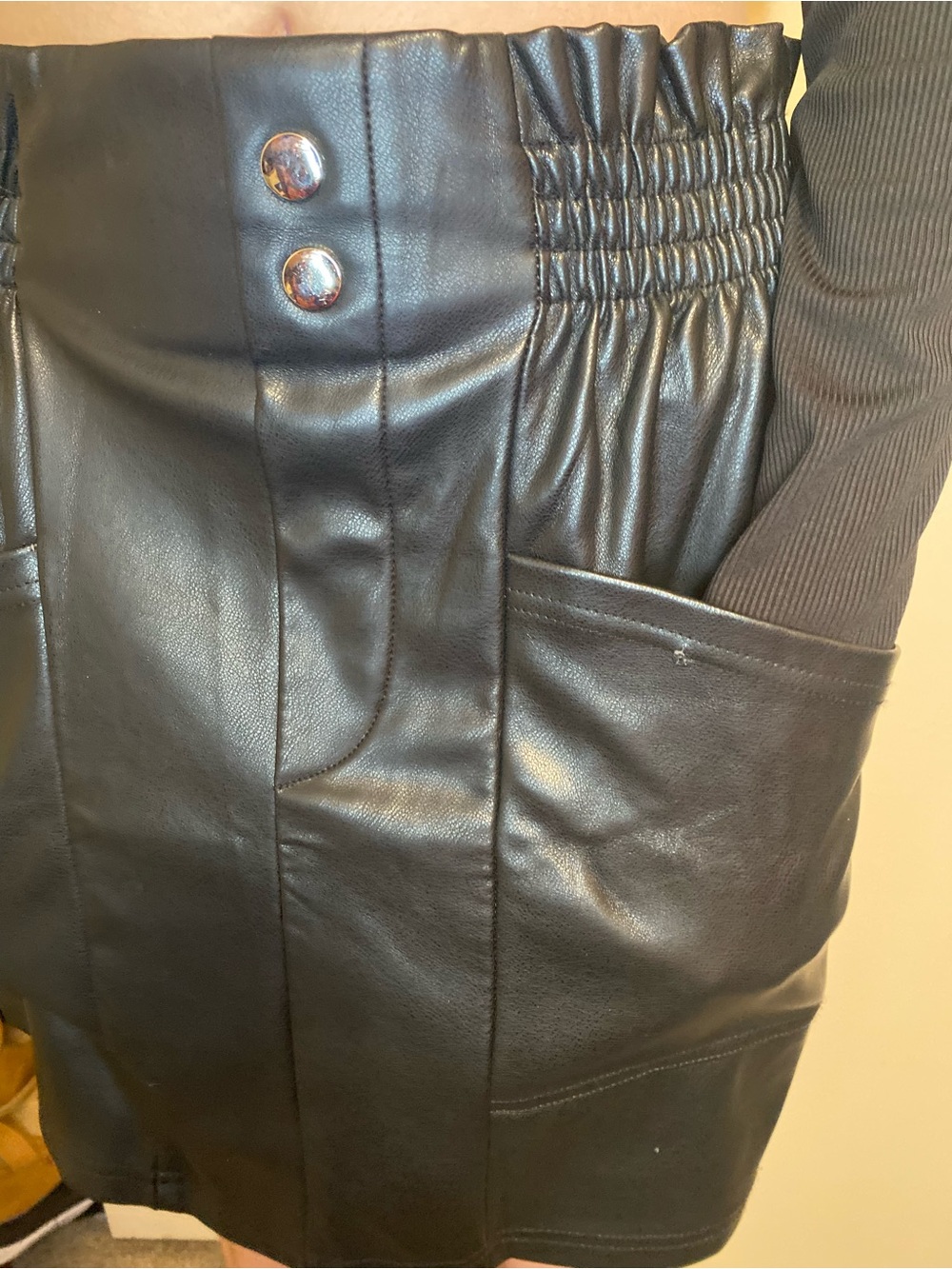 Black Faux Leather Mini Skirt with Front Pockets size small - Picture 3 of 11